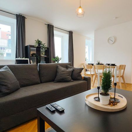 110Qm, 4 Bedrooms, Near Schoenbrunn - Axara Housing Osw 33 Wien Ngoại thất bức ảnh